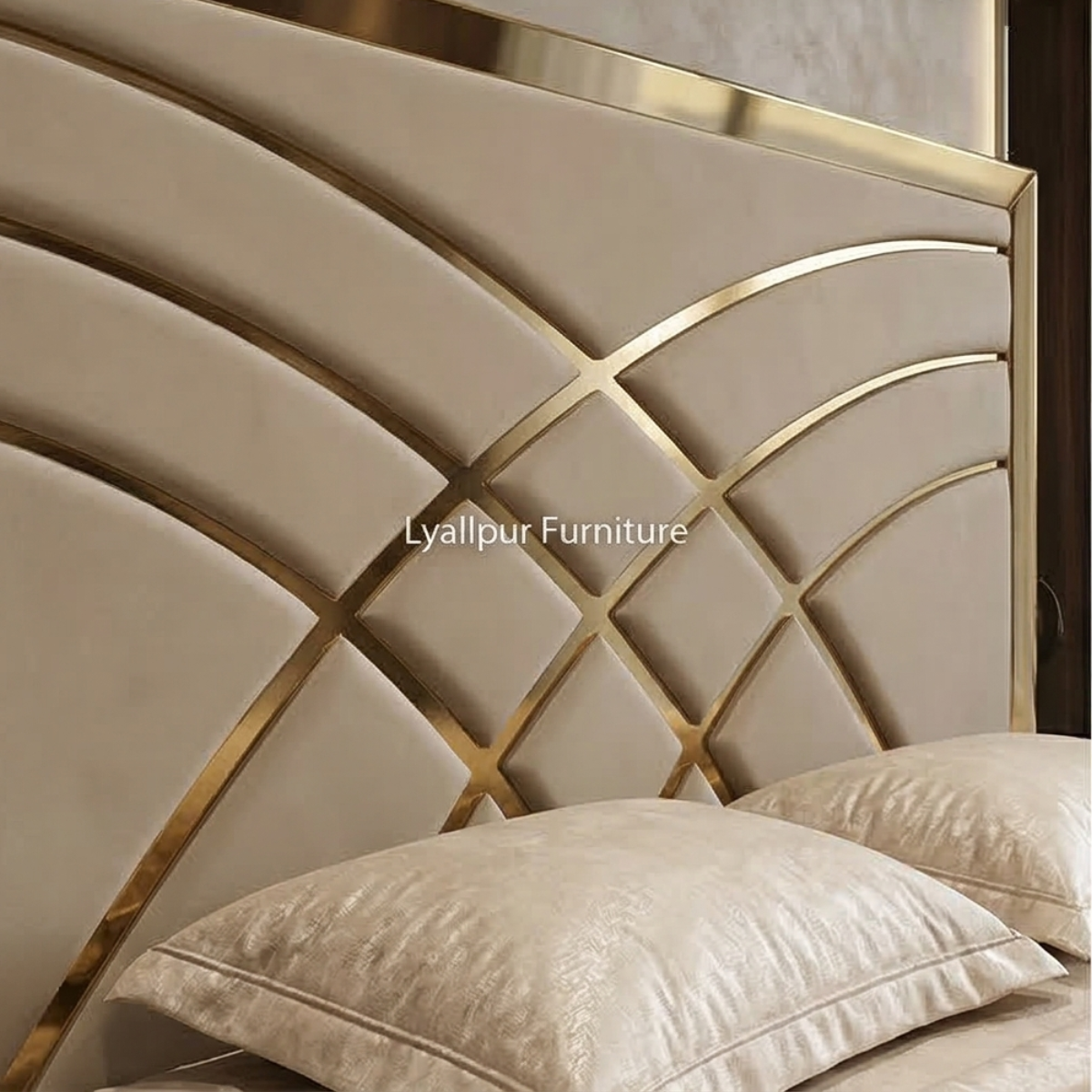 Champagne Gold Lattice Bed